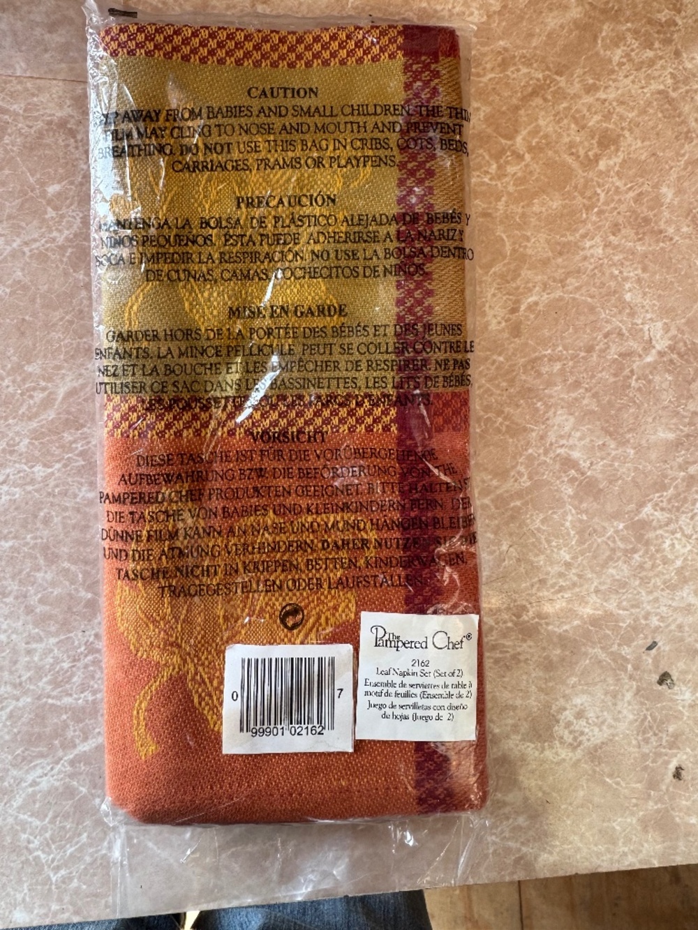 Fall Autumn Leaves 2 Napkins Woven Cotton Pampered Chef Square New in Package